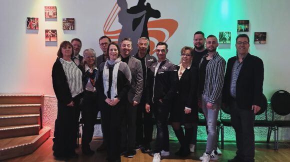 Tanzturnier begeistert in Schwelm mit Standard- und Lateinwettbewerben Tanzturnier begeistert in Schwelm mit Standard- und Lateinwettbewerben